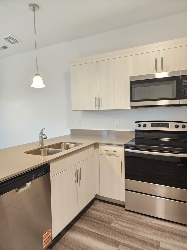 4735 S Alder Dr unit 302, Mapleton, UT 84664 - photo 5