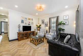 10 Riker St, Charleston, SC 29403