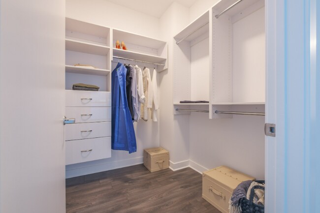 211 W Hubbard St, Chicago, IL 60654 - photo 5