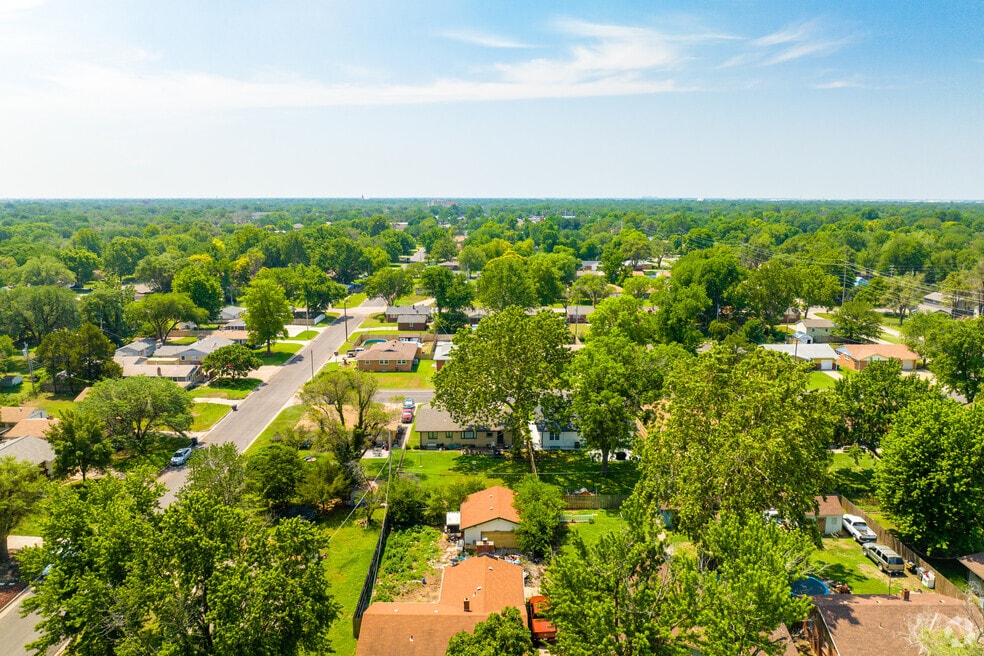 Indian Hills Riverbend