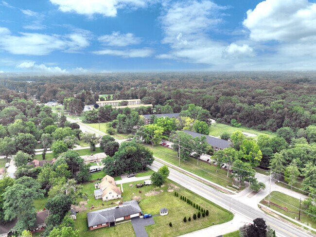 Wynnedale-Spring Hill is a neighborhood located on the northwest side of Indianapolis.