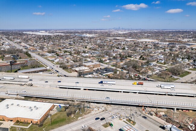 Residents of Palos Park can take Interstate 55 or 294.