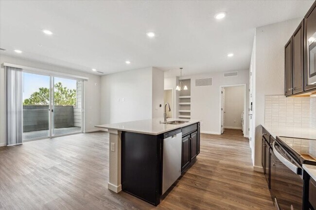 485 Interlocken Blvd unit 301, Broomfield, CO 80021 - photo 2