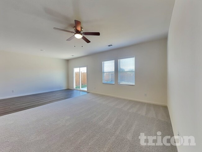 12645 Big Rnch Rd, Fort Worth, TX 76179 - photo 2