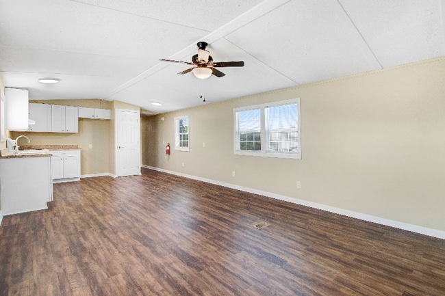 2379C Us13n, Goldsboro, NC 27534 - photo 6