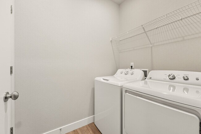 255 High Point Dr unit 36490489, Longmont, CO 80504 - photo 5