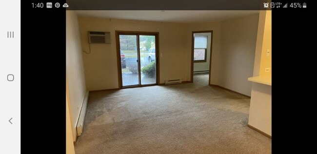 1371 Cunat Ct, Lake In the Hills, IL 60156 - photo 3