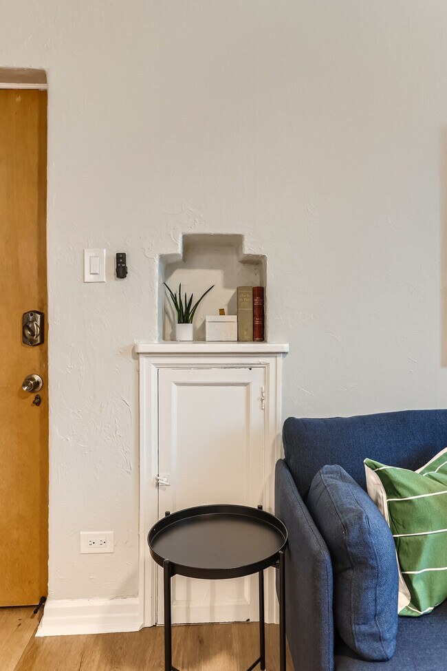 1666 Detroit St unit ID1026272P, Denver, CO 80206 - photo 7