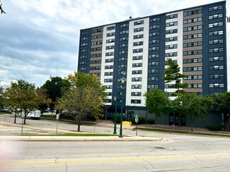 311 N Ottawa St, Joliet, IL 60432