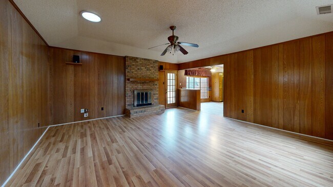 733 Spring Valley Dr, Hurst, TX 76054 - photo 2