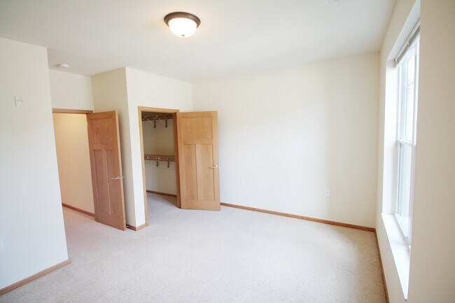 Aspen Hill, Verona, WI 53593 - photo 5