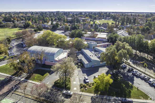 Patwin Elementary School offers a variety of classes across several buildings on campus.