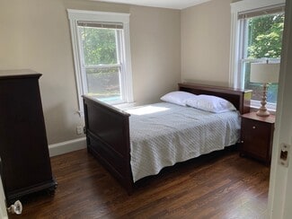 192 Jefferson Ave Unit 2, Salem, MA 01970