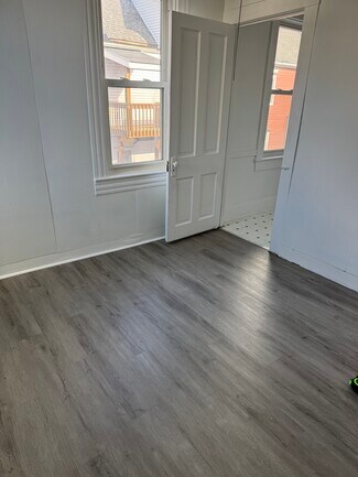 1918 E 123rd St Unit 4, Cleveland, OH 44106