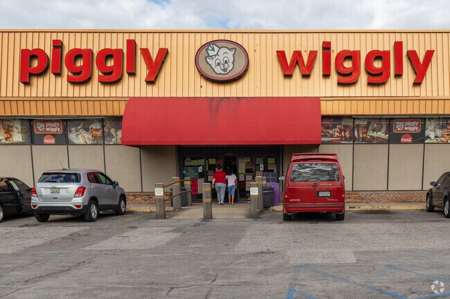 Venetia residents can do their grocery shopping at Piggly Wiggly on Dauphin Island Parkway.