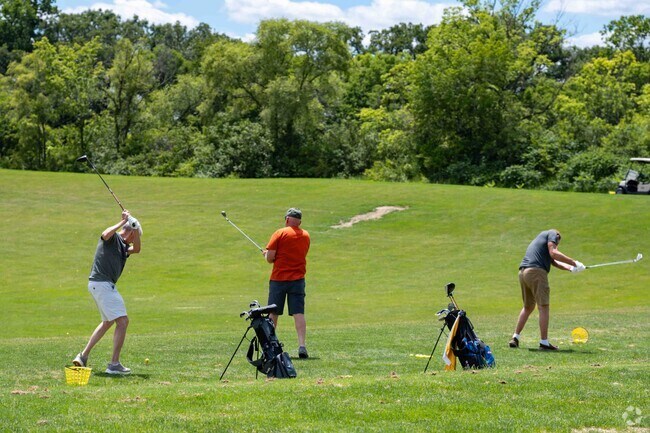 Residents of South DuPage River enjoy access to the highly-rated Heritage Bluffs Golf Club.