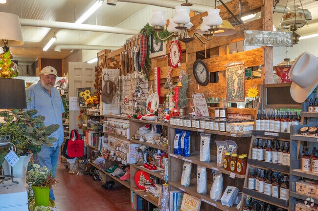 In Wilsonville, locals love to shop in Sammy's Antiques.