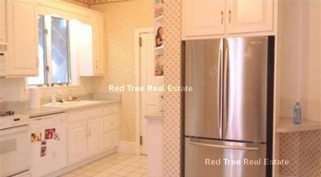 35 Parsons St unit 1, Brighton, MA 02135 - photo 5