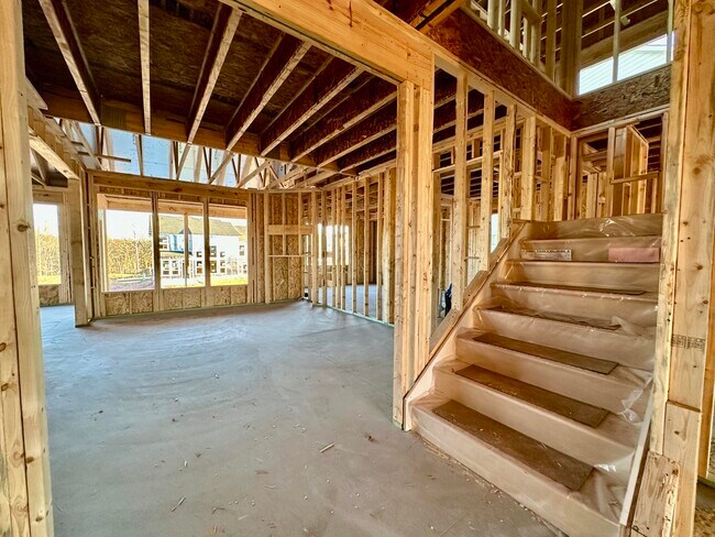 215 Coffee Ln, Hoschton, GA 30548 - photo 6