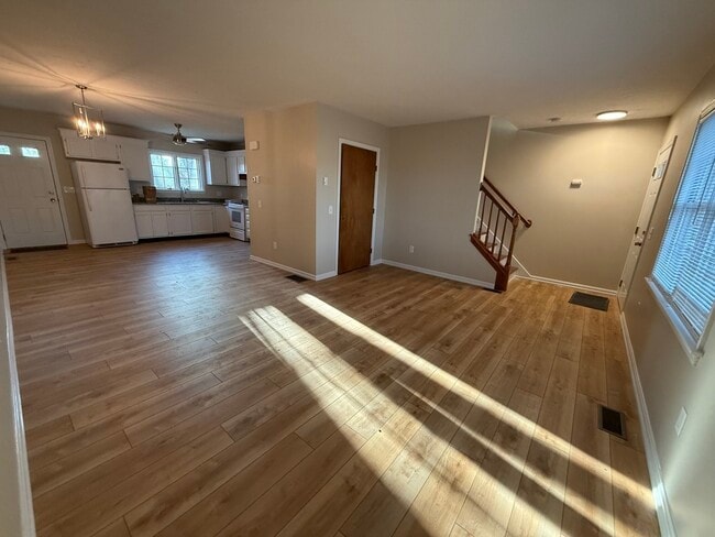 230 Beacon St, Clinton, MA 01510 - photo 6