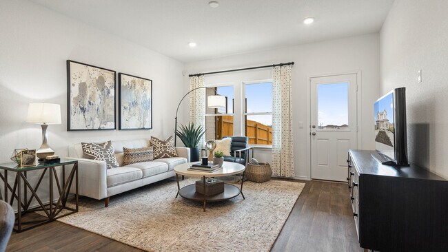 15108 Afleet Alex St unit B, Manor, TX 78653 - photo 4