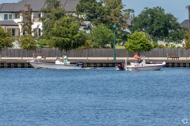 Located on the banks of Lake Charles, Prien offers many fishing and boating opportunities.