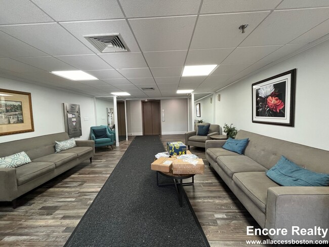 385 Massachusetts Ave unit 79, Arlington, MA 02474 - photo 4