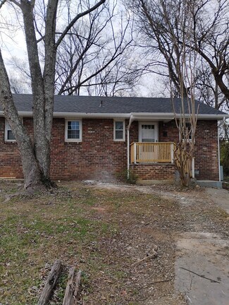 2103 Major Ave, Knoxville, TN 37921