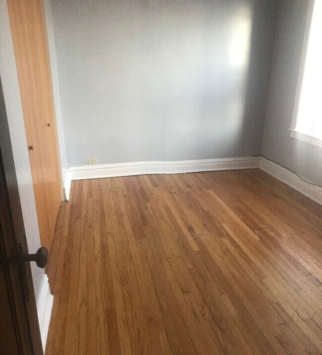 5201 N Latrobe Ave unit 1, Chicago, IL 60630 - photo 5