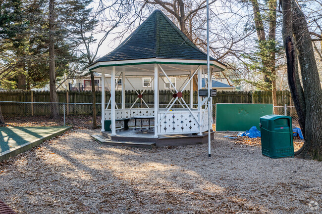 The Apple Tree School 4