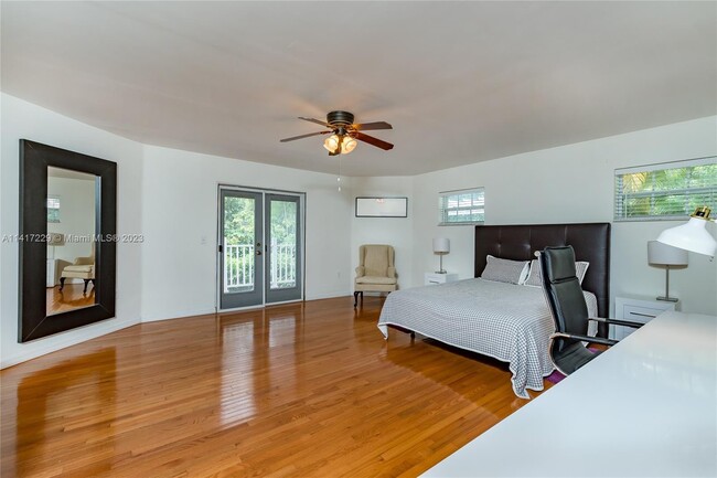 4416 SW 14th St, Miami, FL 33134 - photo 6