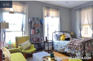 126 Calumet St Unit 2, Boston, MA 02120