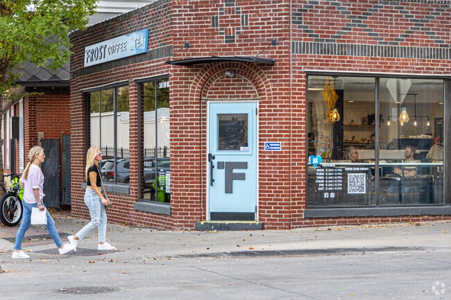 Growing downtown district offers Lee's Summit locals many unique retail and dining options.