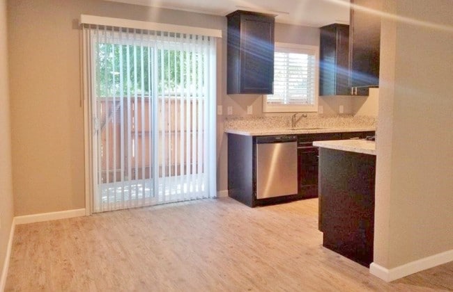 Fairway Estates, Manteca, CA 95337 - photo 3