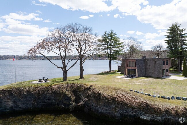 Bluff-top homes overlook the peaceful waters of Saratoga Lake in Malta.