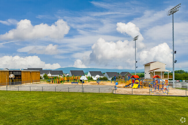 Middletown Elementary School provides all the equipment necessary for a perfect recess.
