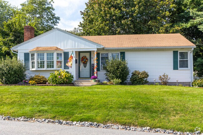Traditional homes in West Boylston offer quiet living near nature.