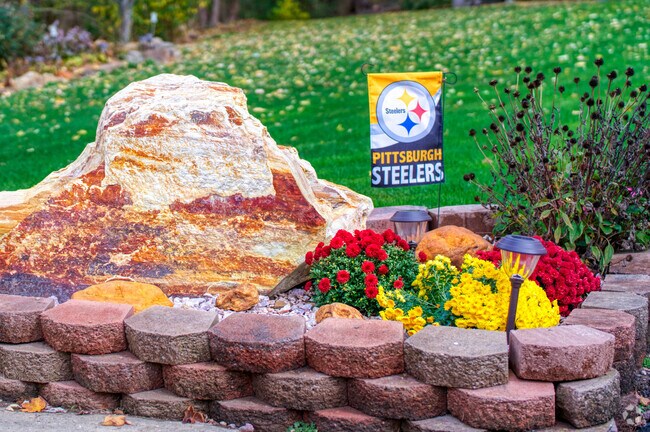 Neighbors in Baden take great pride in their landscaping and curb appeal.