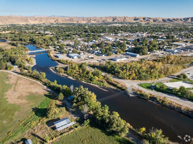 The Payette river winds through northern Emmett in Gem County.