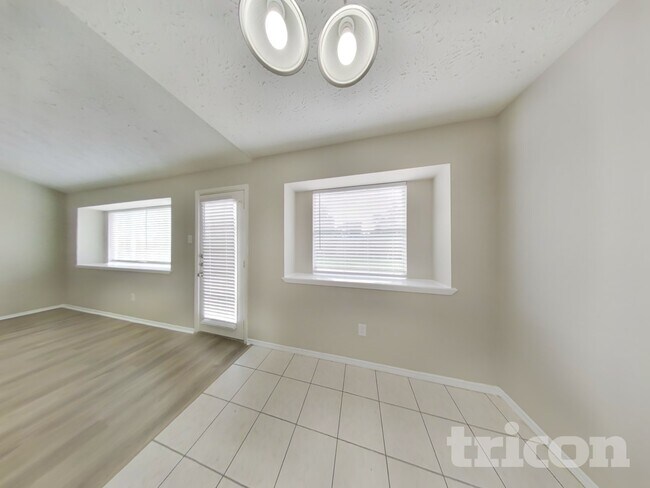 2802 N Spring Dr, Spring, TX 77373 - photo 5