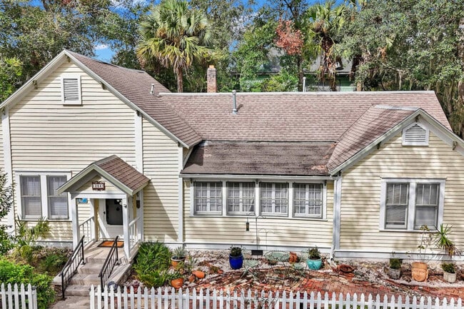 204 NE 3rd Ave unit ID1359117P, Gainesville, FL 32601 - photo 5