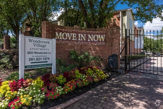 3023 Woodcreek Ln, Houston, TX 77073