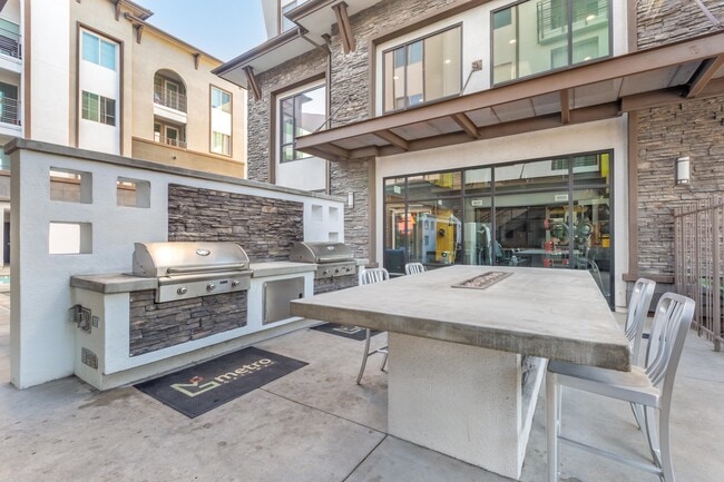 Metro Gateway Apartment Homes, Riverside, CA 92503 - photo 6