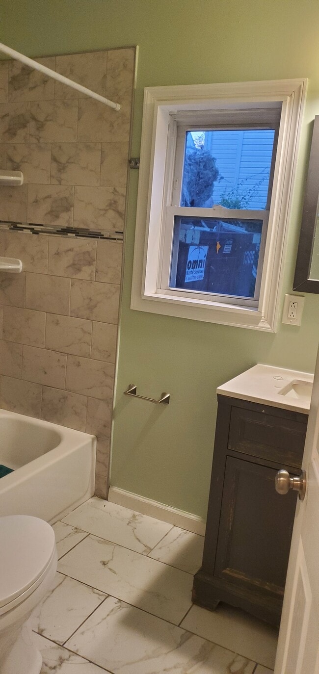 32 Murray Ave, Paterson, NJ 07501 - photo 4