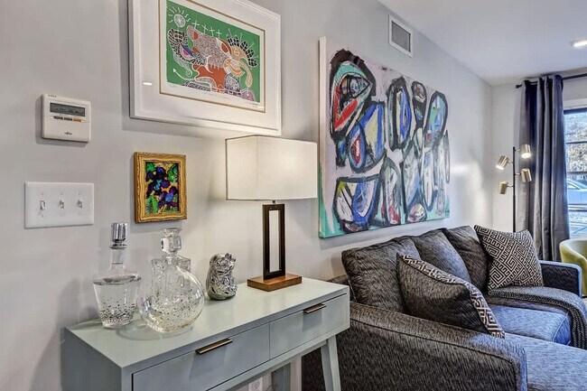 510 Queens Rd unit ID1331066P, Charlotte, NC 28207 - photo 6