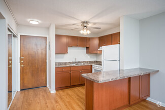 330 Cottage Ave W, Saint Paul, MN 55117