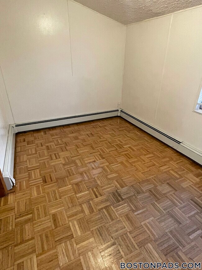 57 Roseland St unit 2, Somerville, MA 02143 - photo 7