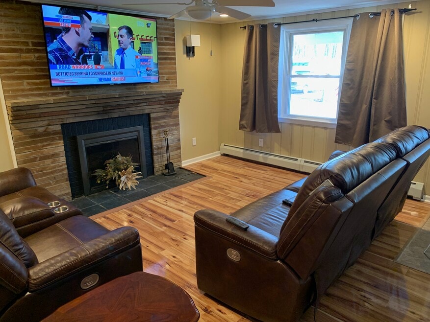 22 White Birch Cir, Niantic, CT 06357 - photo 1