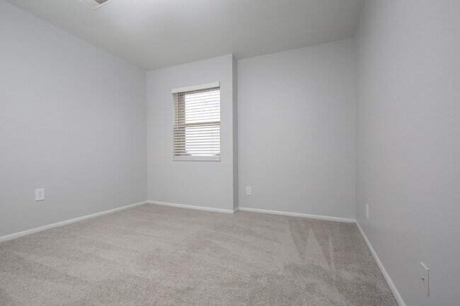 Fox Creek, Layton, UT 84041 - photo 4