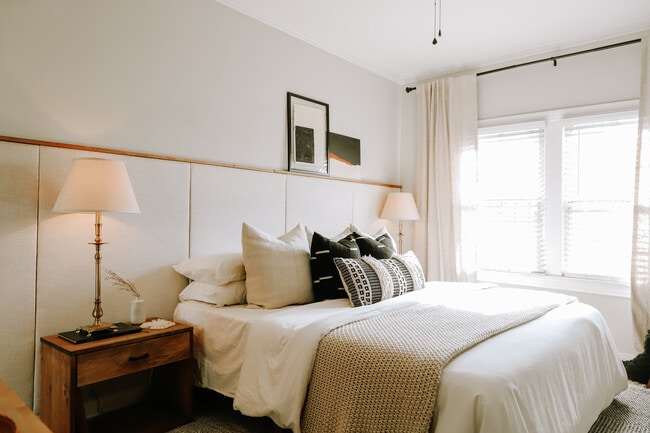 5246 W Olympic Blvd, Los Angeles, CA 90036 - photo 3